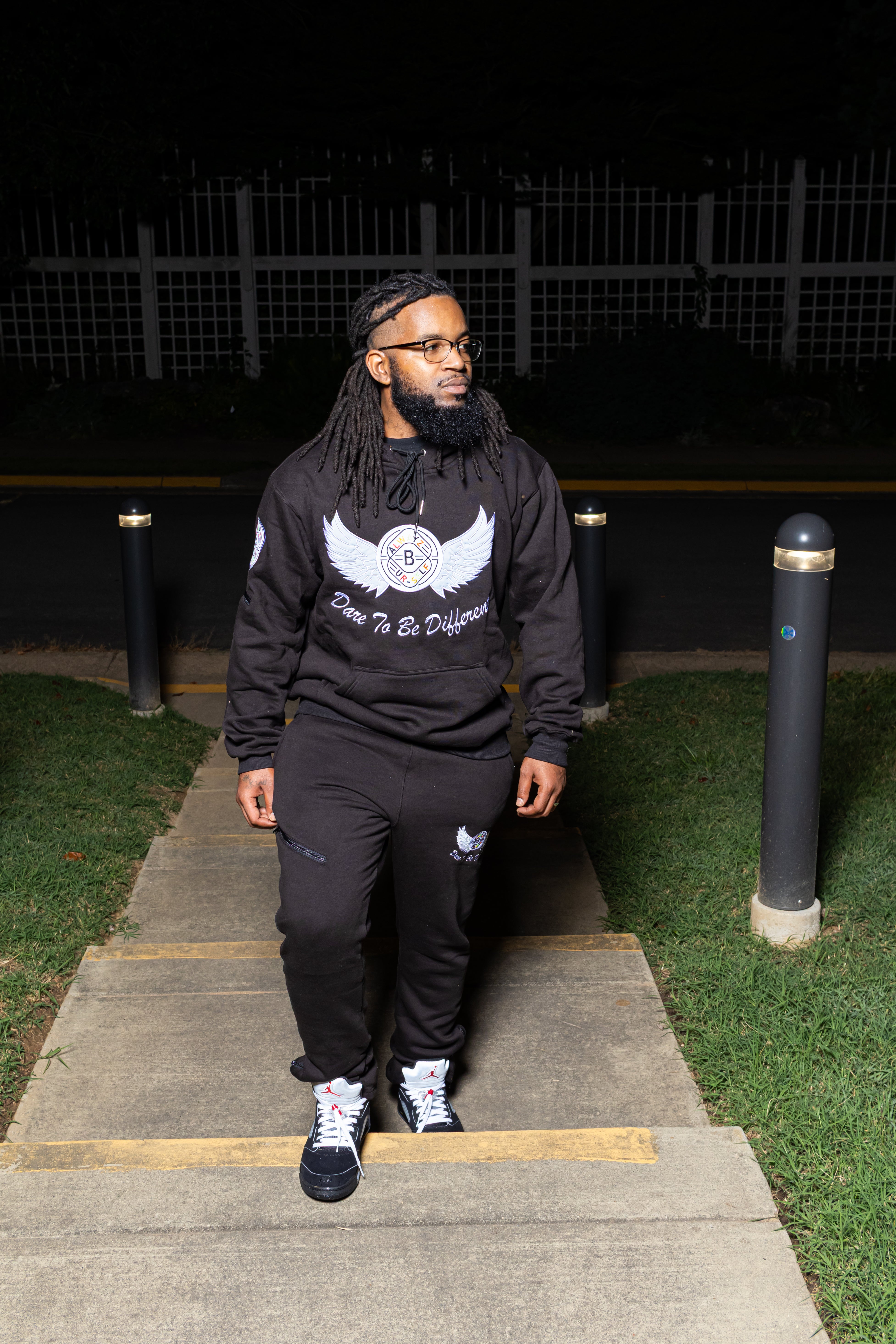 Echelon Wing Jogger Set - Black