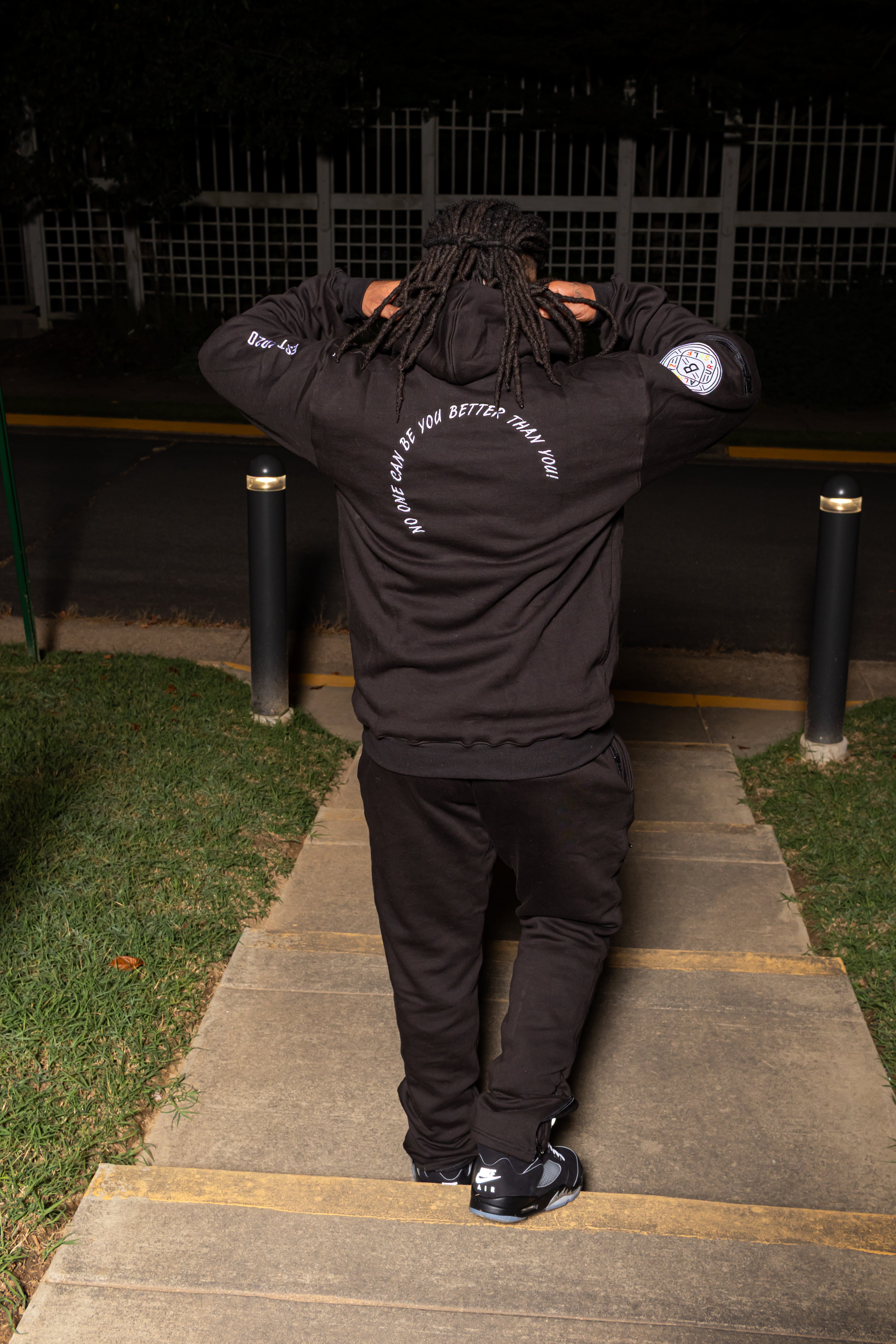 Echelon Wing Jogger Set - Black
